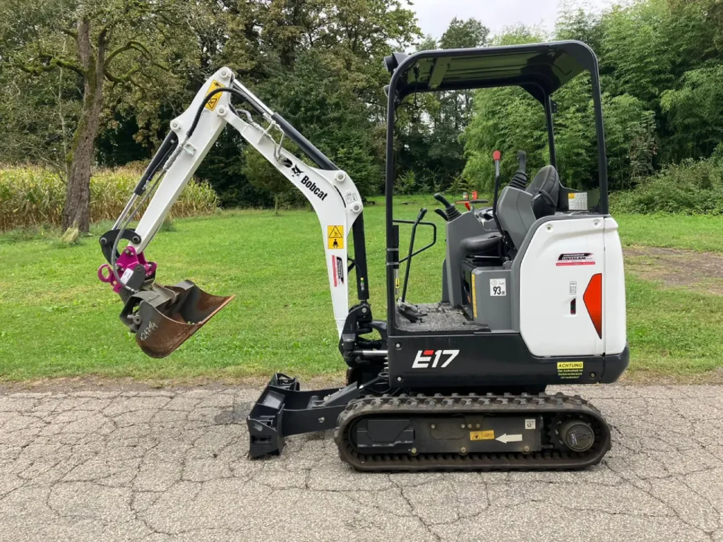 Bobcat - E17