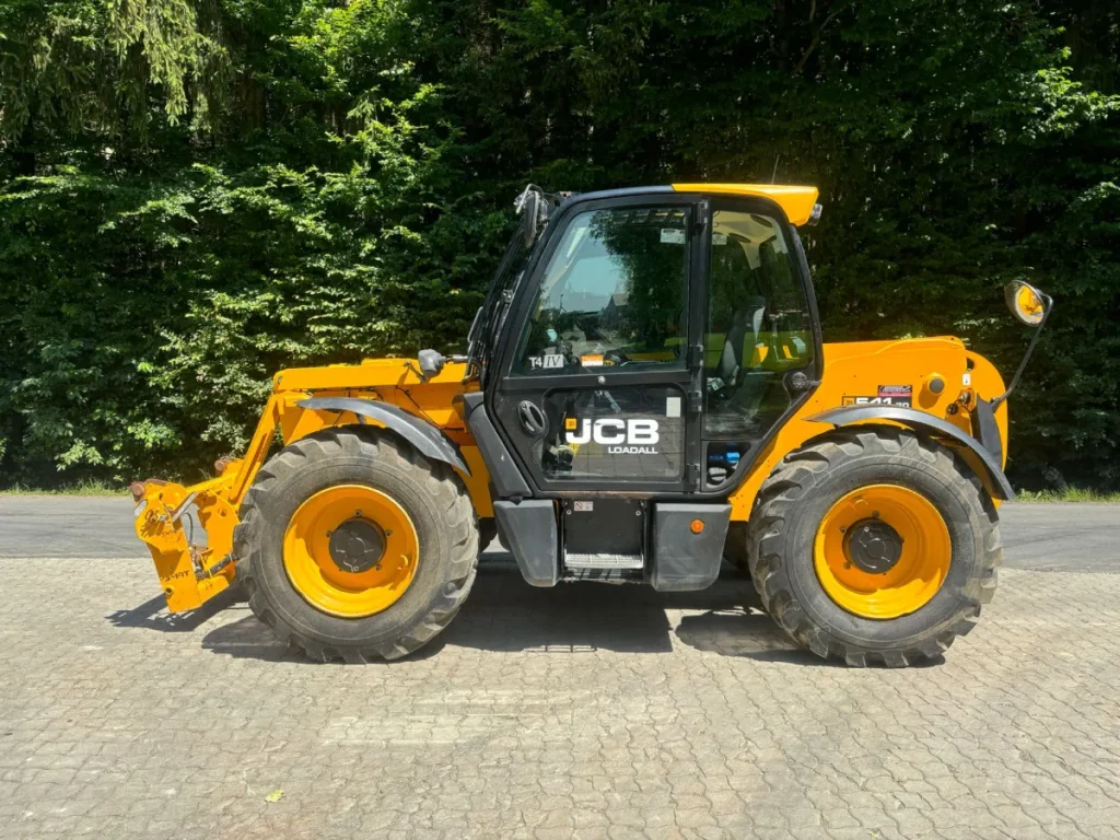 JCB - 541-70