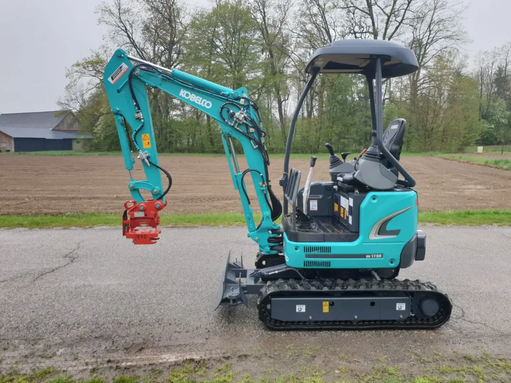 Kobelco - SK 17 SR-3E