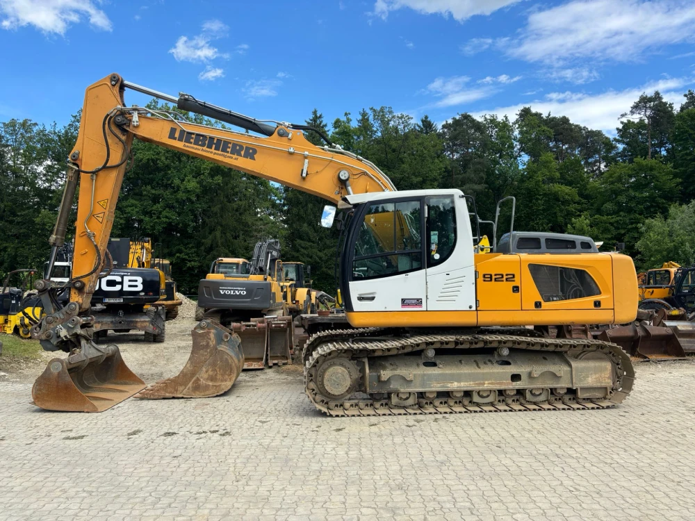 Liebherr - R 922 LC