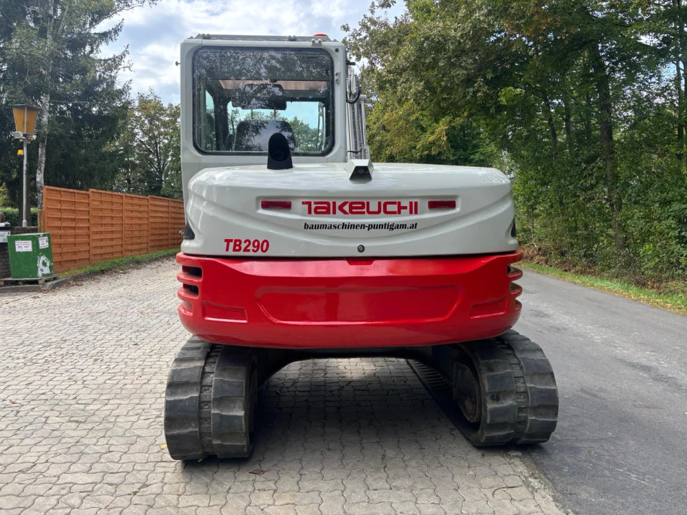 Gradbena mehanizacija Puntigam