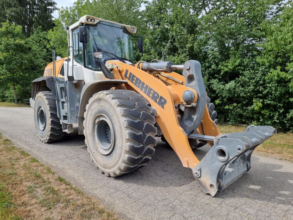 Baumaschinen Puntigam