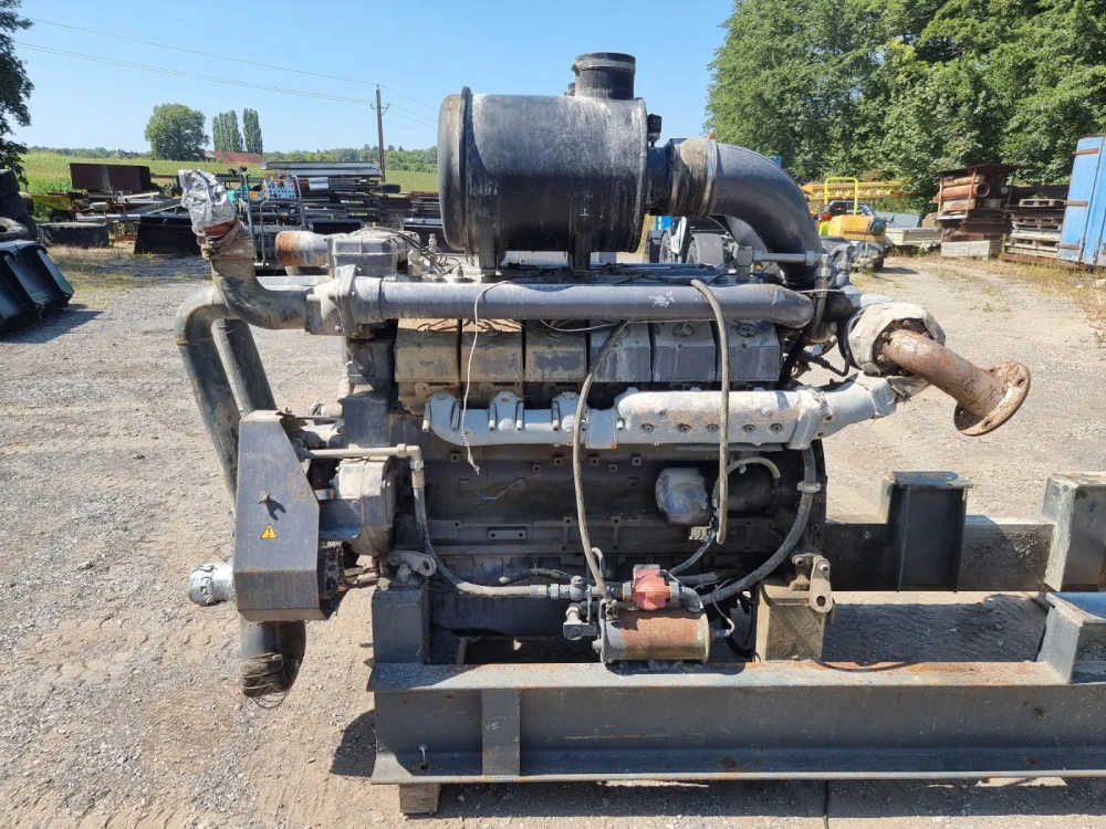Deutz - Motor TBD 616 V12