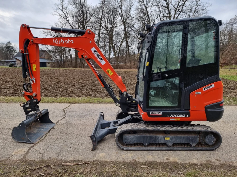 Kubota - KX 030-4