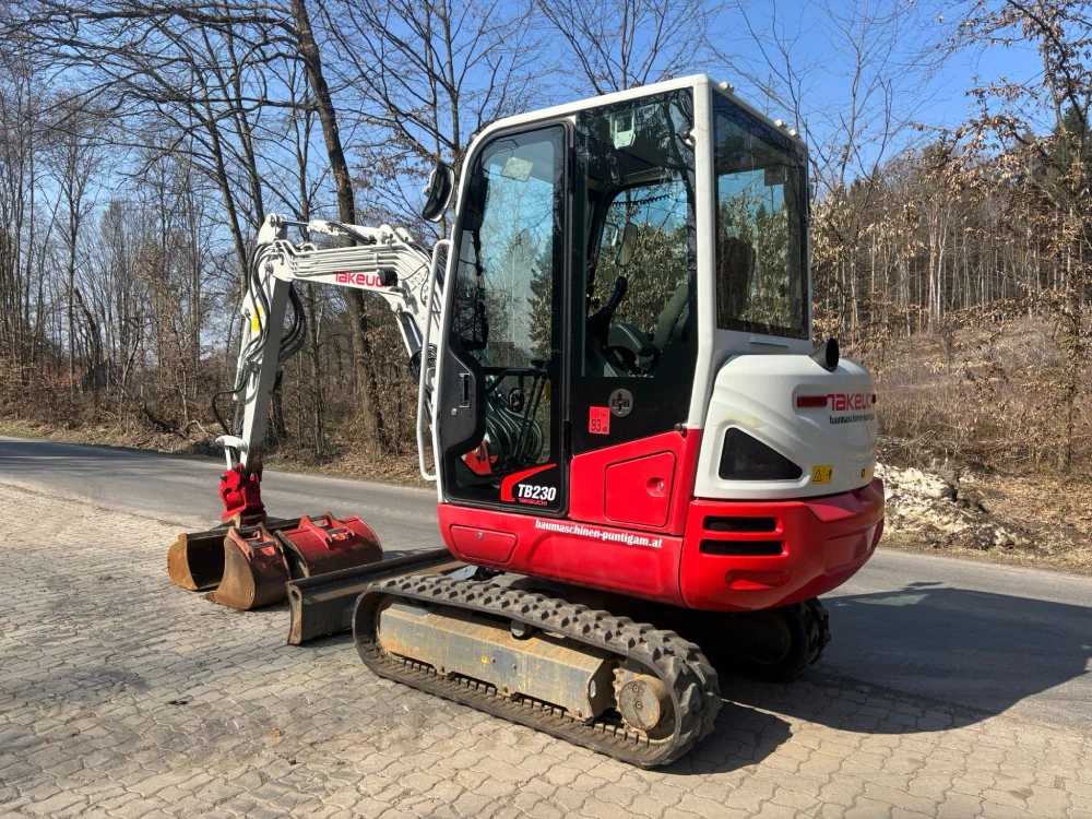 Baumaschinen Puntigam