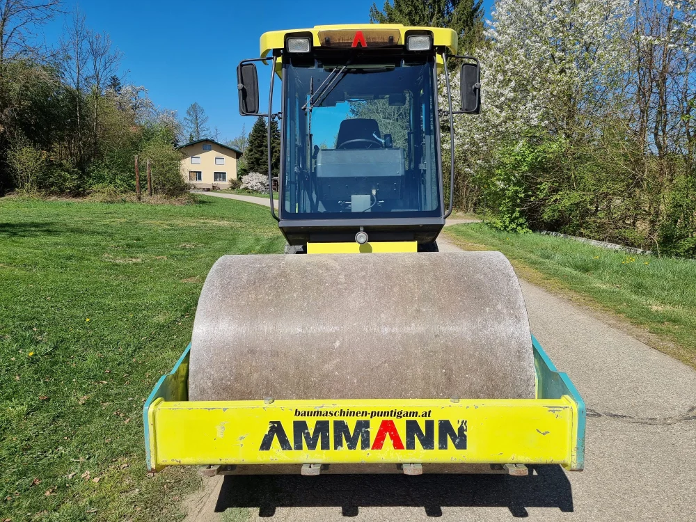 Baumaschinen Puntigam