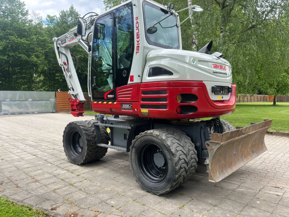 Baumaschinen Puntigam