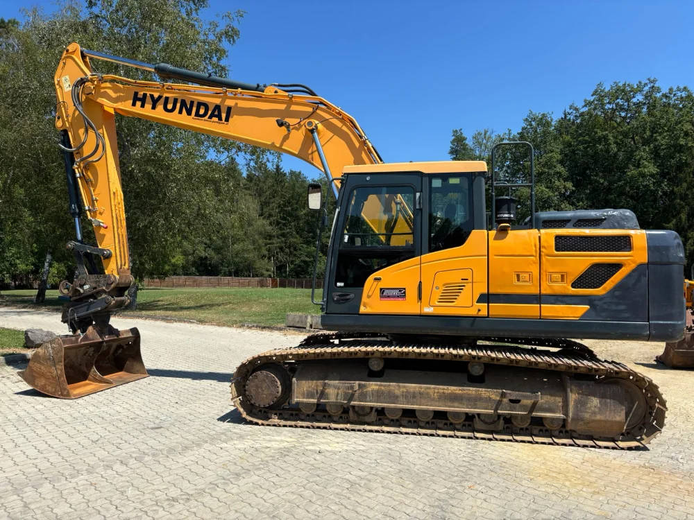 Hyundai - HX 220 L